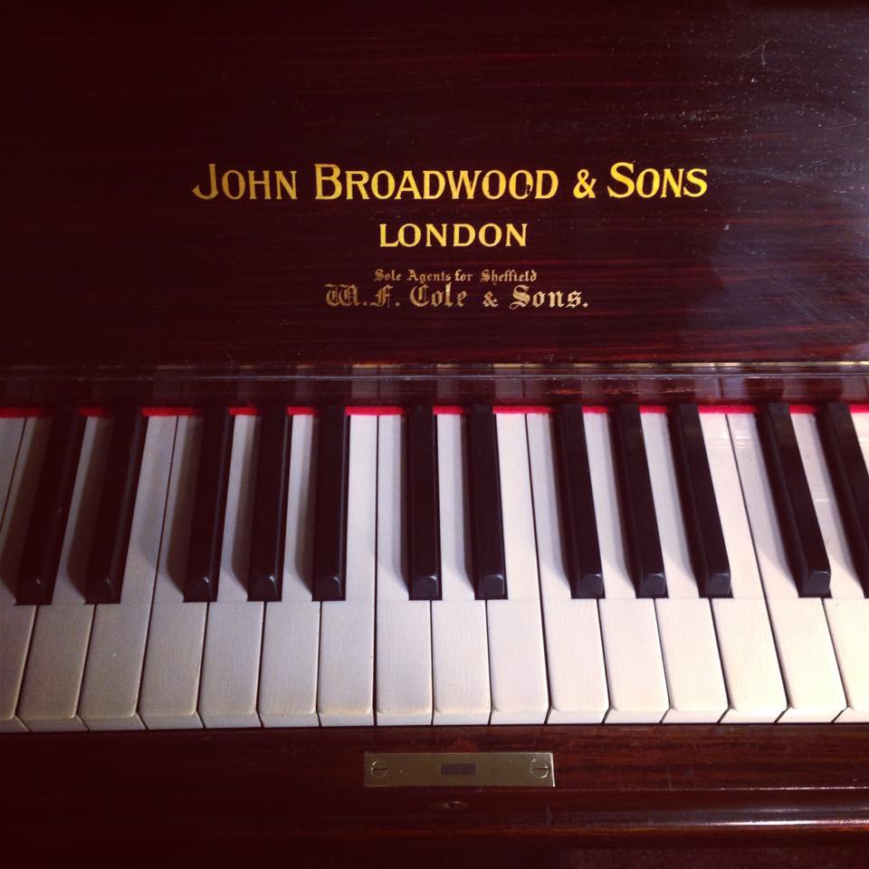 BROADWOOD Rosewood Edwardian upright piano